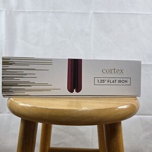 1.25" Flat Iron - Red